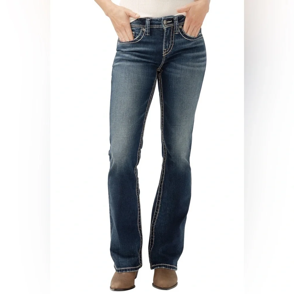 Silver Jeans Tuesday Baby Boot Low-Rise Jeans